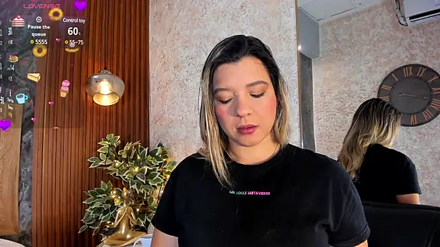 Snapshot of Gaia_Stone chatting on 01.19.25 Gaia Stone online show from 01.19.25