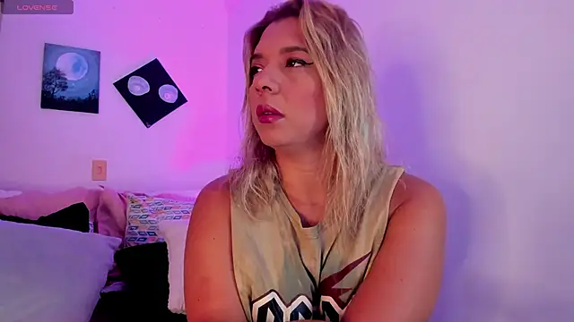 Gaia Stone online show from 12.05.25