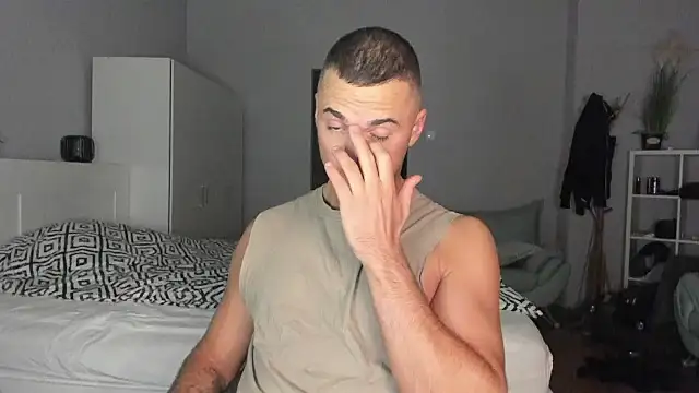 paulblack21 online show from 11.18.25