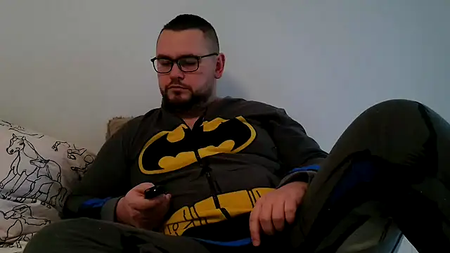 Snapshot of cutie_ben chatting on 02.07.25 cutie ben online show from 02.07.25