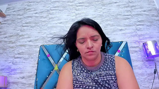 veronica salas online show from 12.13.24