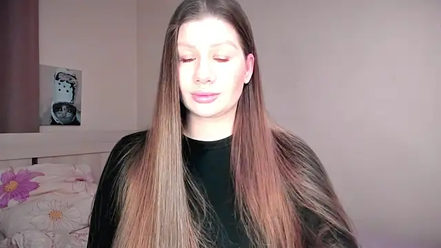 Snapshot of JuicyHelenX chatting on 02.04.26 JuicyHelenX online show from 02.04.26