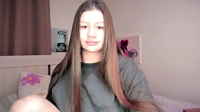 Snapshot of JuicyHelenX chatting on 02.05.26 JuicyHelenX online show from 02.05.26