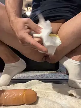 Snapshot of mrfeet58 chatting on 12.19.24 mrfeet58 online show from 12.19.24