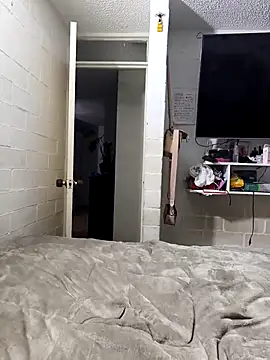 Juam22 online show from 11.04.25