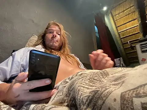 Snapshot of Salted_Playday chatting on 02.12.25 Salted Playday online show from 02.12.25