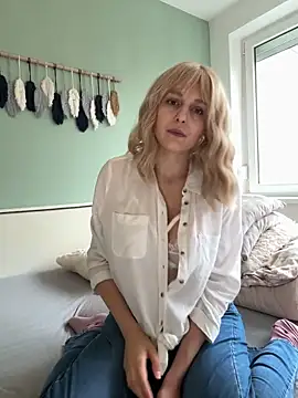 LaurenSommer online show from 11.12.25