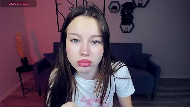 KaitieLove online show from 01.29.25