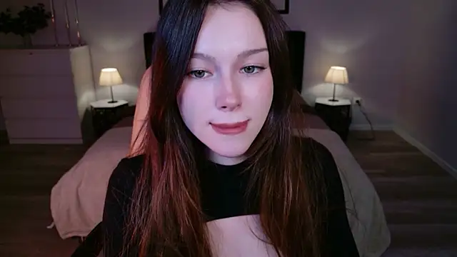 KaitieLove online show from 09.12.25