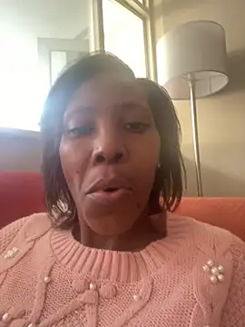 lindiwe07 online show from 10.11.25