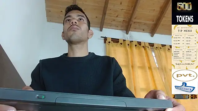 JohanyLatino online show from 04.22.26