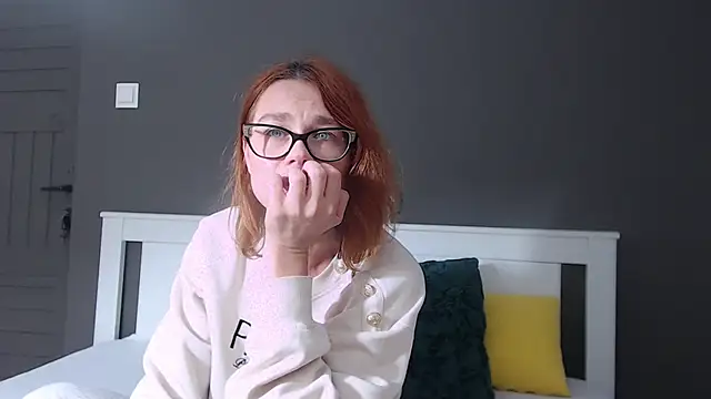 AugustStormS online show from 09.17.25