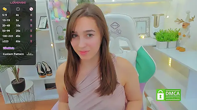 Snapshot of _Eliizabeth_ chatting on 12.31.24 Eliizabeth online show from 12.31.24