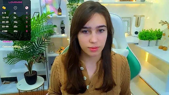 Snapshot of _Eliizabeth_ chatting on 01.18.25 Eliizabeth online show from 01.18.25