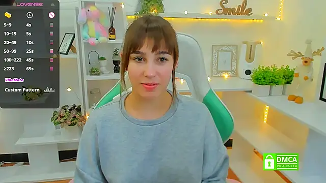 Snapshot of _Eliizabeth_ chatting on 02.01.25 Eliizabeth online show from 02.01.25
