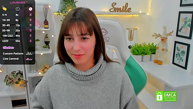Snapshot of _Eliizabeth_ chatting on 02.17.25 Eliizabeth online show from 02.17.25
