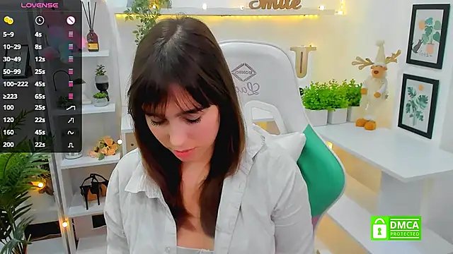 Snapshot of _Eliizabeth_ chatting on 02.22.25 Eliizabeth online show from 02.22.25