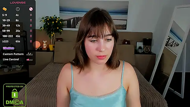 Snapshot of _Eliizabeth_ chatting on 03.08.25 Eliizabeth online show from 03.08.25