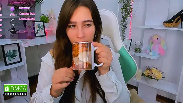  Eliizabeth  online show from 10.25.25