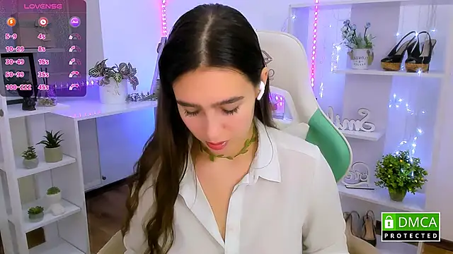  Eliizabeth  online show from 01.14.26