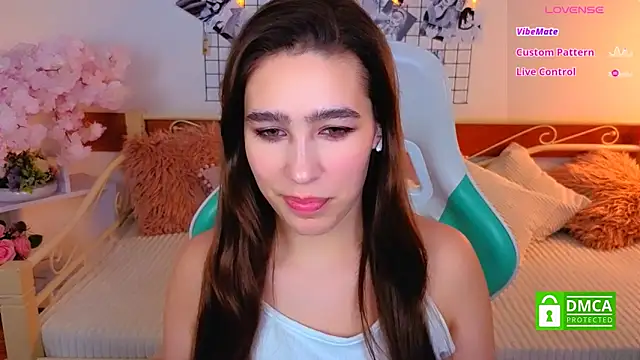 Snapshot of _Eliizabeth_ chatting on 02.14.26 Eliizabeth online show from 02.14.26