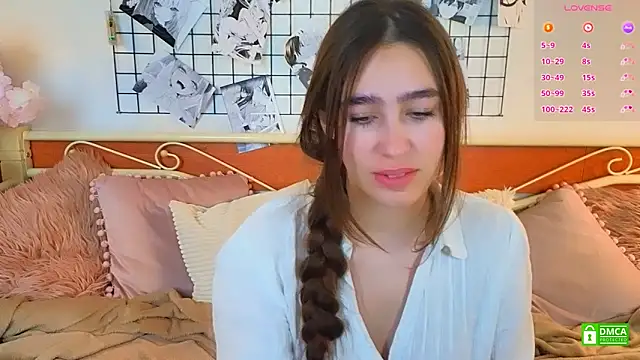  Eliizabeth  online show from 05.10.26