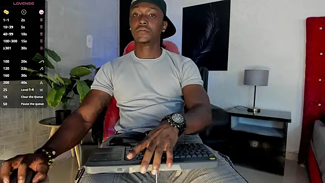 DannSmmith online show from 02.21.26