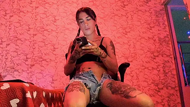 missdirtyhot  online show from 12.24.24