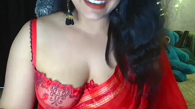 Snapshot of Maria_55 chatting on 02.14.25 Maria 55 online show from 02.14.25
