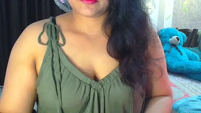 Snapshot of Maria_55 chatting on 02.15.25 Maria 55 online show from 02.15.25