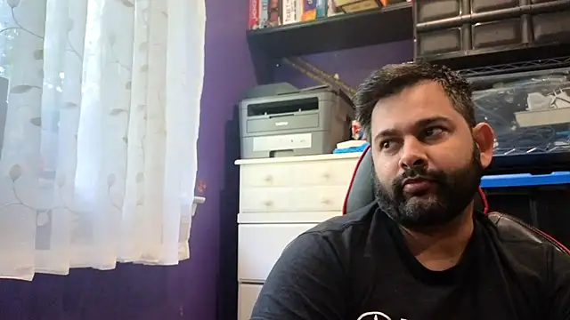 Sakhtlaundaz online show from 10.20.25