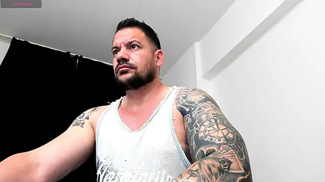 musclemonster31 online show from 11.04.25