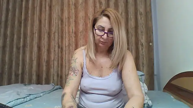 PussyEvely online show from 02.11.25