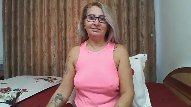 PussyEvely online show from 11.04.25