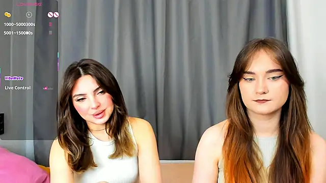Snapshot of AnnaTeona chatting on 02.10.25 AnnaTeona online show from 02.10.25