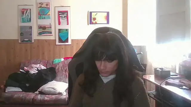 calliemaggotbone online show from 11.26.25