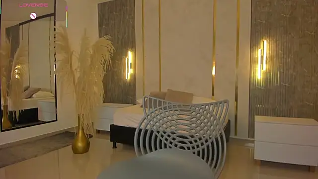 riley sierra online show from 09.24.25