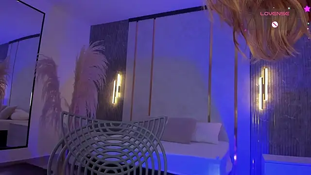 riley sierra online show from 07.28.26