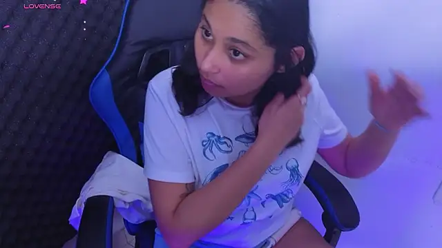 Cuteprincess21 online show from 02.18.26