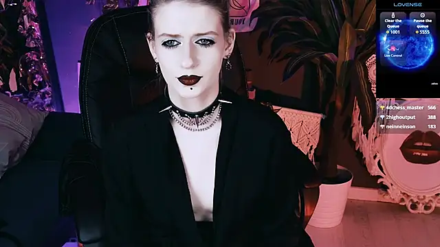 Snapshot of Noah_ElmerX chatting on 04.18.26 Noah ElmerX online show from 04.18.26