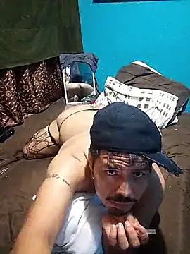 Snapshot of Bottompnp90 chatting on 09.22.25 Bottompnp90 online show from 09.22.25