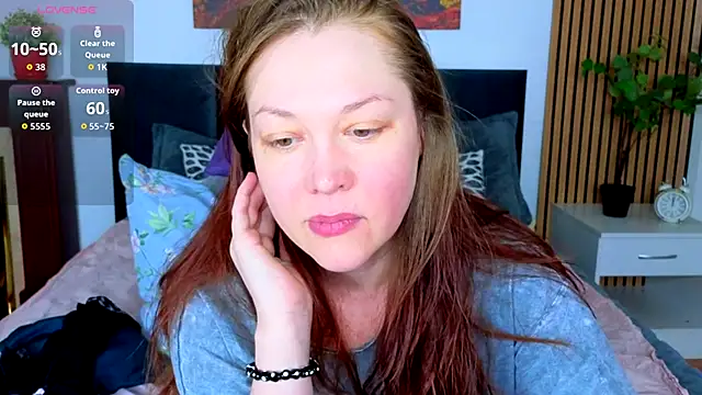 CutieGinger online show from 11.26.25