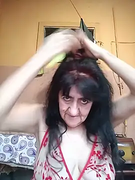Lovely Lori online show from 05.17.26