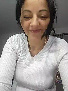 bruneta sexy23 online show from 12.29.24