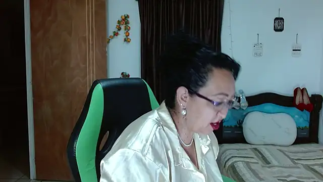 candy crazy38 online show from 02.13.25