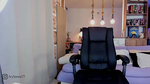 ivyloveu11 online show from 02.28.26