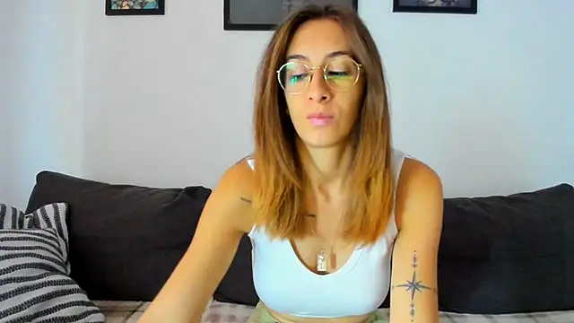 DesireMore90 online show from 11.05.25