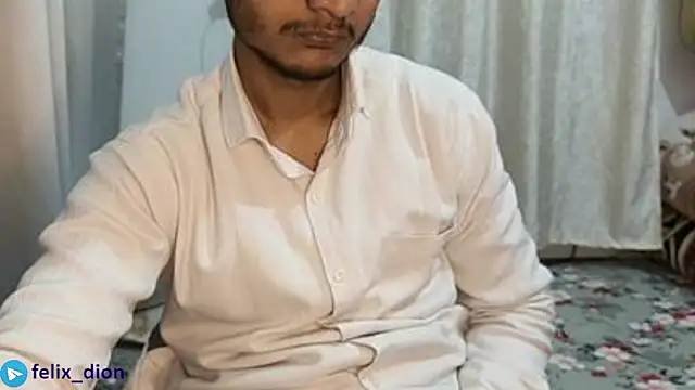 Snapshot of felix_dion chatting on 02.05.26 felix dion online show from 02.05.26