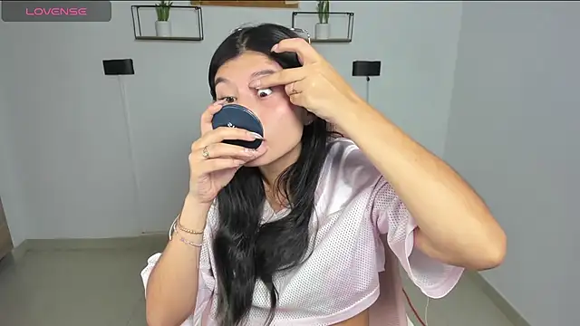 emily villamil online show from 06.29.26