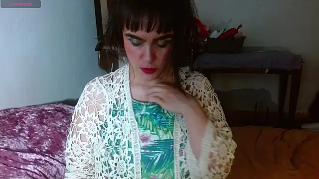 collette beaufoy  online show from 12.04.25